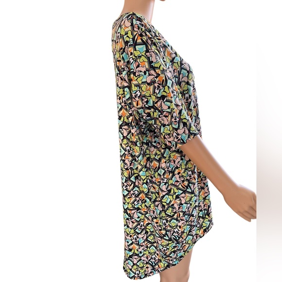 Lularoe Disney Goofy Kidcore Vacation Retro Geometric Novelty Stretch Tunic Top - Picture 3 of 7